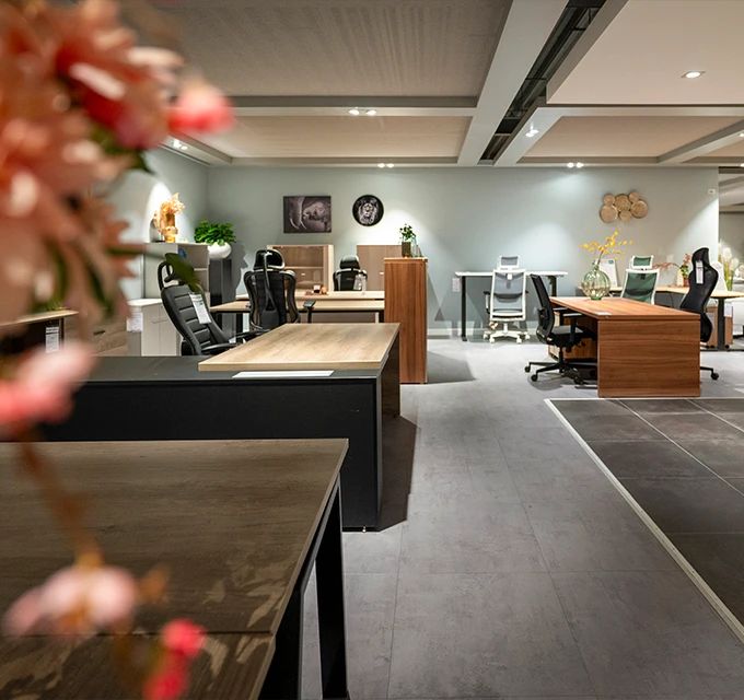 Home Office met stijlvolle thuiskantoormeubelen en bureaus bij Woonboulevard Poortvliet XXL